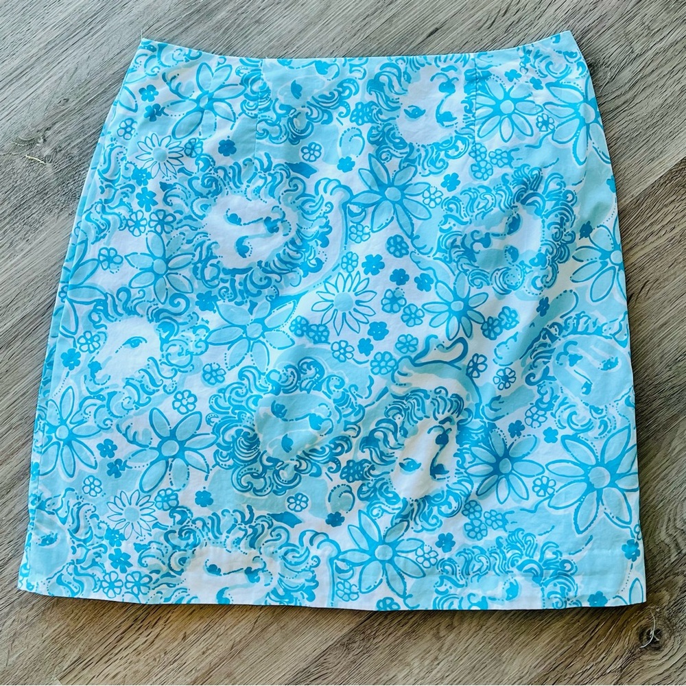 Vintage Lilly Pulitzer Lions head turquoise Skirt. Fully lined Size 8 EC